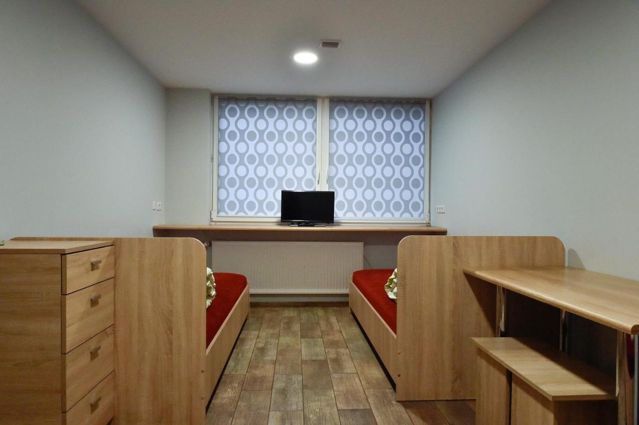 Hostel Laurita Kaunas Esterno foto