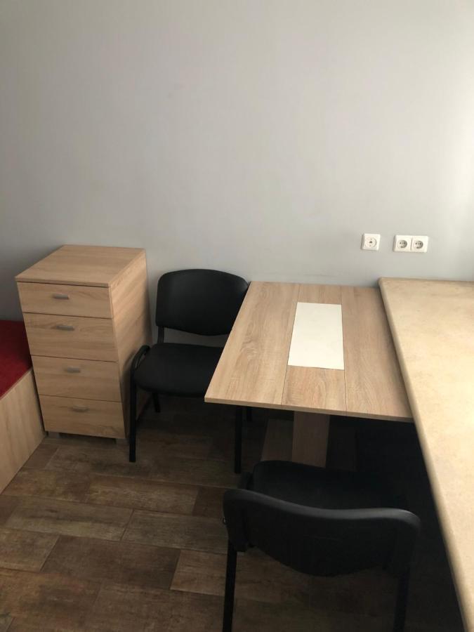 Hostel Laurita Kaunas Esterno foto